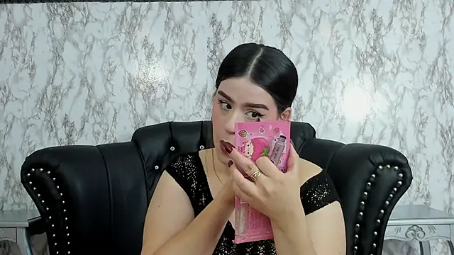 Miamontoya online show from January 31, 12:40 pm