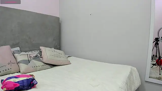 KIMAPRIL online show from February 23, 8:50 pm