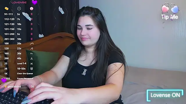 Lillianhot68 online show from January 16, 2:30 pm