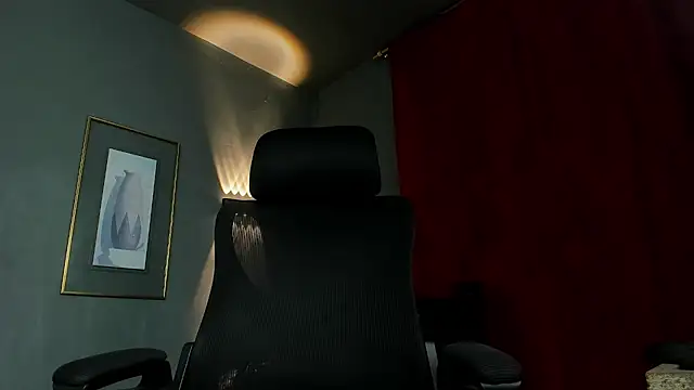 Snapshot of Travistanner_28 chatting on February 16, 8:10 am Travistanner 28 online show from February 16, 8:10 am