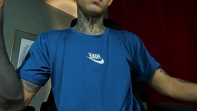 Snapshot of Travistanner_28 chatting on February 17, 4:46 pm Travistanner 28 online show from February 17, 4:46 pm