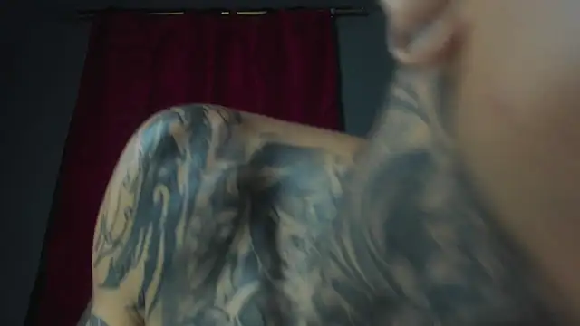 Snapshot of Travistanner_28 chatting on March 8, 2:04 am Travistanner 28 online show from March 8, 2:04 am