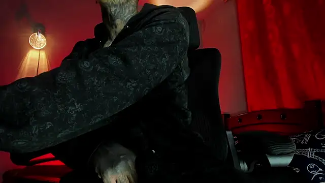 Snapshot of Travistanner_28 chatting on March 11, 6:52 am Travistanner 28 online show from March 11, 6:52 am