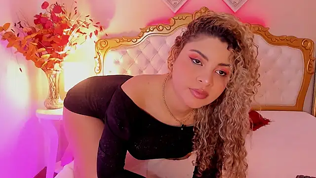 ScarlettDuran online show from February 19, 7:48 pm