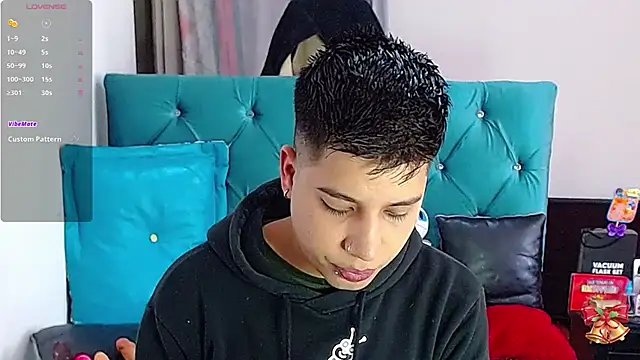 Snapshot of Randy_horny chatting on January 21, 5:30 pm Randy horny online show from January 21, 5:30 pm