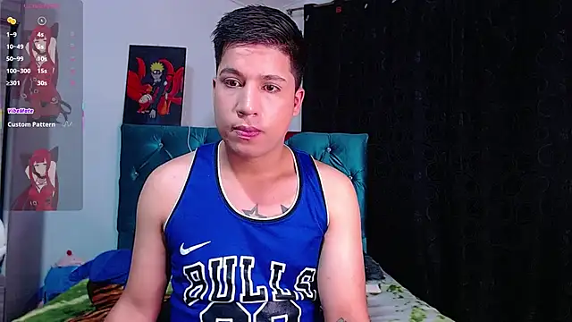 Snapshot of Randy_horny chatting on April 4, 4:11 am Randy horny online show from April 4, 4:11 am