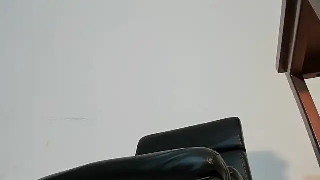Snapshot of miss_adharaa_ chatting on January 29, 4:36 am miss adharaa online show from January 29, 4:36 am