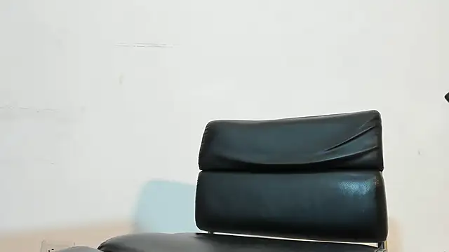 Snapshot of miss_adharaa_ chatting on February 3, 10:03 am miss adharaa online show from February 3, 10:03 am