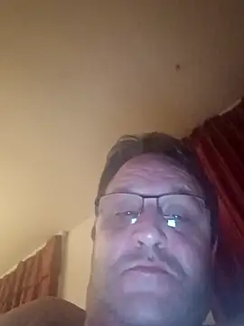 Snapshot of Sexyaron89285 chatting on April 10, 6:18 am Sexyaron89285 online show from April 10, 6:18 am