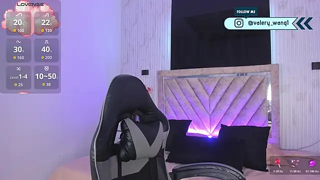 Valery wang online show from November 18, 11:58 am