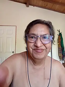 Snapshot of florecita69 chatting on October 15, 2:28 pm florecita69 online show from October 15, 2:28 pm