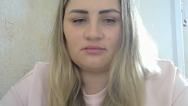 Snapshot of Honeydew-Waves chatting on May 27, 7:49 am Honeydew-Waves online show from May 27, 7:49 am