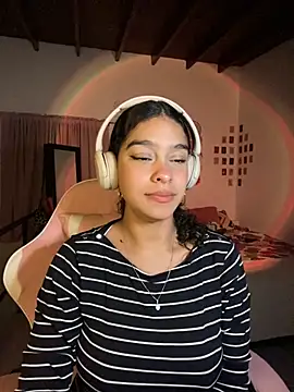 Arteatenea   online show from December 4, 4:22 am