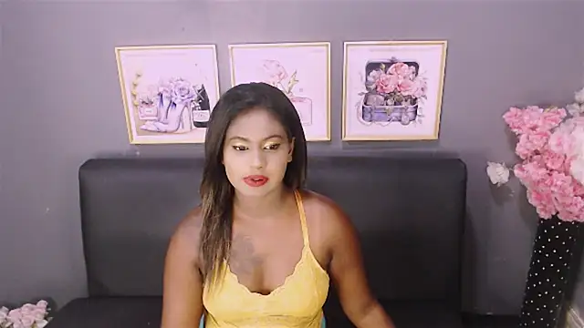 Littleindianmilf online show from January 8, 9:00 am