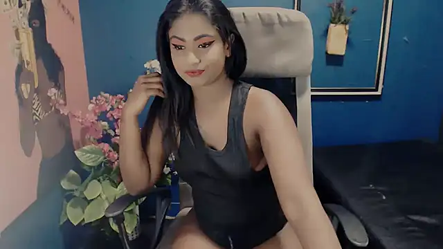Littleindianmilf online show from September 18, 9:44 am