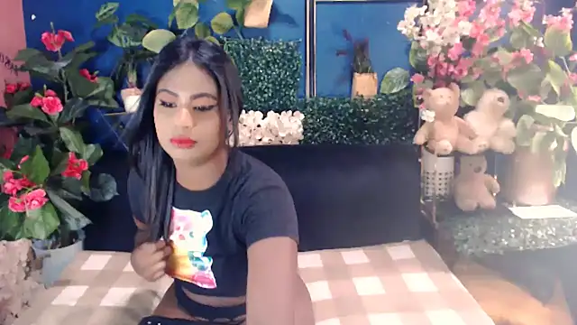 Littleindianmilf online show from January 13, 9:03 am