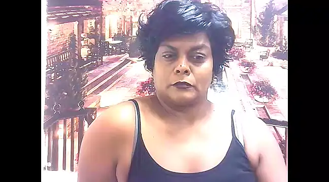 Snapshot of indianCherryPie chatting on January 21, 2:26 pm indianCherryPie online show from January 21, 2:26 pm