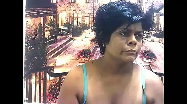 Snapshot of indianCherryPie chatting on January 21, 6:02 pm indianCherryPie online show from January 21, 6:02 pm