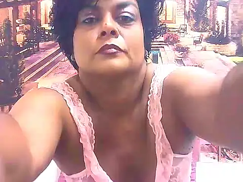 Snapshot of indianCherryPie chatting on January 22, 11:23 am indianCherryPie online show from January 22, 11:23 am