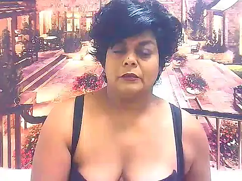 Snapshot of indianCherryPie chatting on January 23, 12:04 am indianCherryPie online show from January 23, 12:04 am