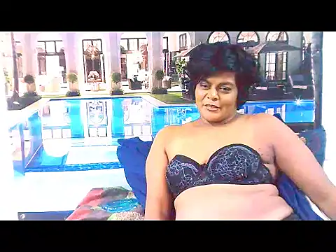 Snapshot of indianCherryPie chatting on March 8, 9:08 pm indianCherryPie online show from March 8, 9:08 pm