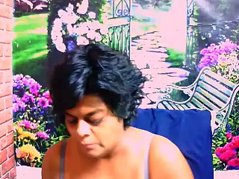 Snapshot of indianCherryPie chatting on March 11, 5:57 pm indianCherryPie online show from March 11, 5:57 pm