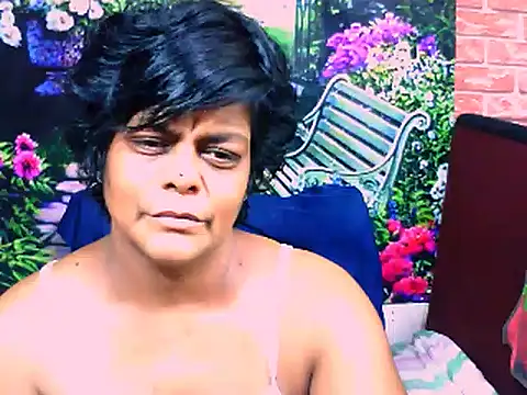Snapshot of indianCherryPie chatting on March 13, 5:39 pm indianCherryPie online show from March 13, 5:39 pm