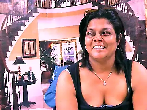 Snapshot of indianCherryPie chatting on September 11, 5:29 am indianCherryPie online show from September 11, 5:29 am