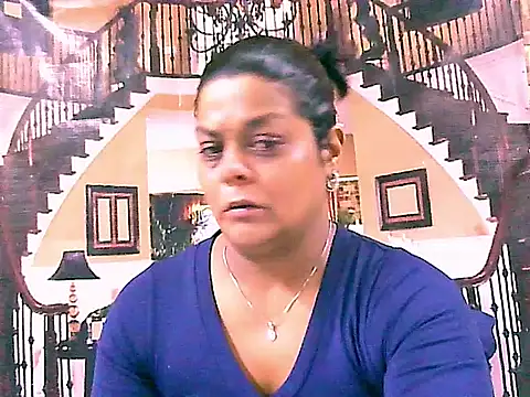 Snapshot of indianCherryPie chatting on September 13, 5:18 am indianCherryPie online show from September 13, 5:18 am