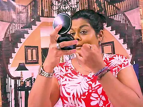 Snapshot of indianCherryPie chatting on September 16, 5:30 am indianCherryPie online show from September 16, 5:30 am