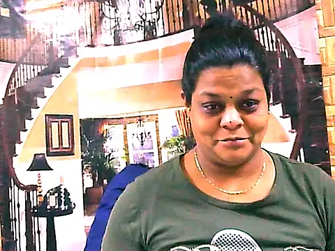 indianCherryPie online show from September 26, 5:44 am