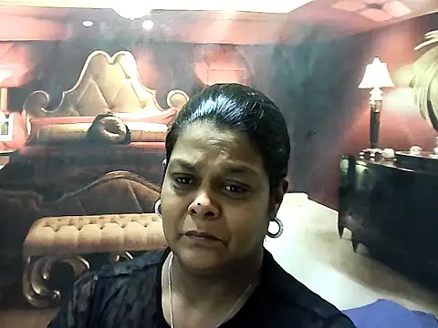 Snapshot of indianCherryPie chatting on March 7, 7:38 am indianCherryPie online show from March 7, 7:38 am