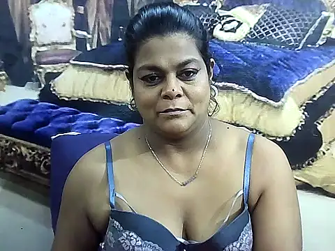 Snapshot of indianCherryPie chatting on March 30, 6:31 pm indianCherryPie online show from March 30, 6:31 pm