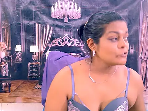 Snapshot of indianCherryPie chatting on March 31, 6:41 pm indianCherryPie online show from March 31, 6:41 pm