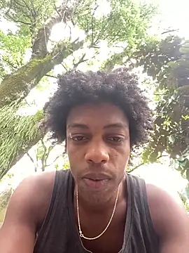 Snapshot of LarryCollin chatting on February 14, 5:14 pm LarryCollin online show from February 14, 5:14 pm