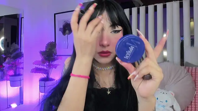 Snapshot of Kitty_Eliffe chatting on October 4, 9:46 pm Kitty Eliffe online show from October 4, 9:46 pm