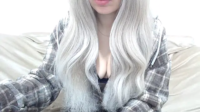  kitty Rose  online show from February 18, 3:24 am