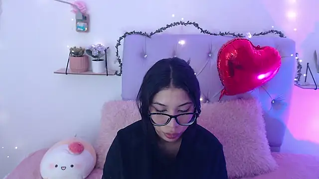 AmberJeong online show from February 7, 12:31 am