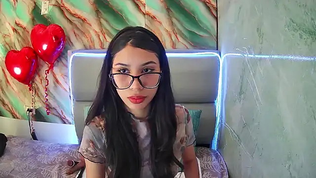 AmberJeong online show from February 10, 9:47 pm