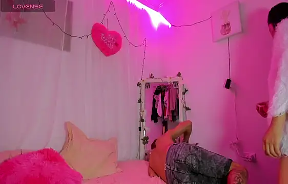 catalina and roger online show from February 23, 8:44 pm