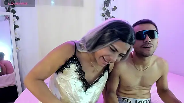 catalina and roger online show from October 26, 4:24 pm