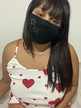 Jeroliee viyana online show from January 28, 3:15 am