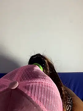 Jeroliee viyana online show from November 23, 3:28 am