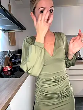 lola tentatiion online show from September 26, 7:23 am