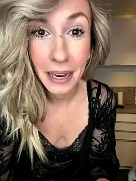 lola tentatiion online show from November 20, 8:14 am