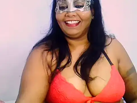 Snapshot of Mysterylady143 chatting on December 17, 6:42 pm Mysterylady143 online show from December 17, 6:42 pm