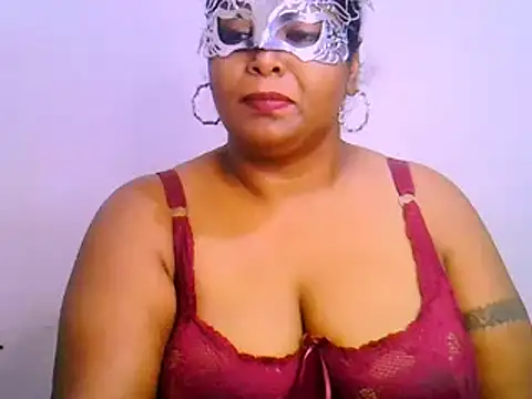 Snapshot of Mysterylady143 chatting on January 23, 9:29 pm Mysterylady143 online show from January 23, 9:29 pm