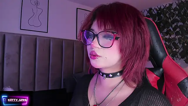 Kitty Gang online show from September 26, 2:37 am