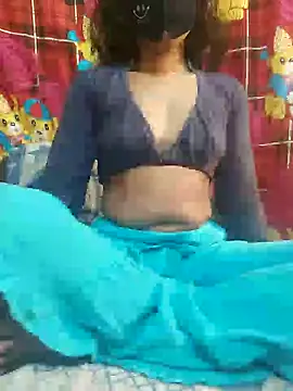 Snapshot of indiancouple09 chatting on December 26, 10:52 pm indiancouple09 online show from December 26, 10:52 pm