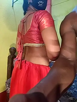 Snapshot of indiancouple09 chatting on March 13, 11:00 pm indiancouple09 online show from March 13, 11:00 pm